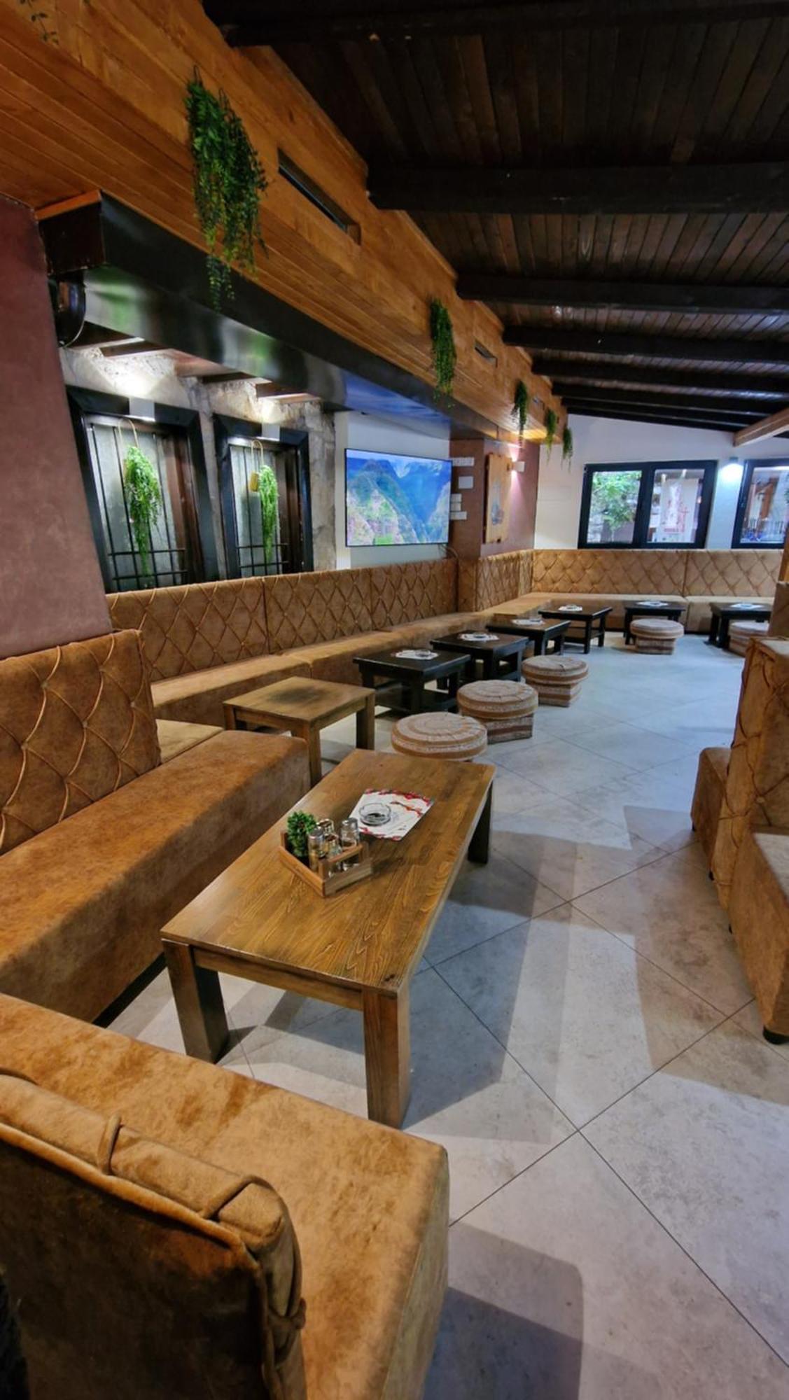 Pansion Oscar Summer Garden Mostar Esterno foto