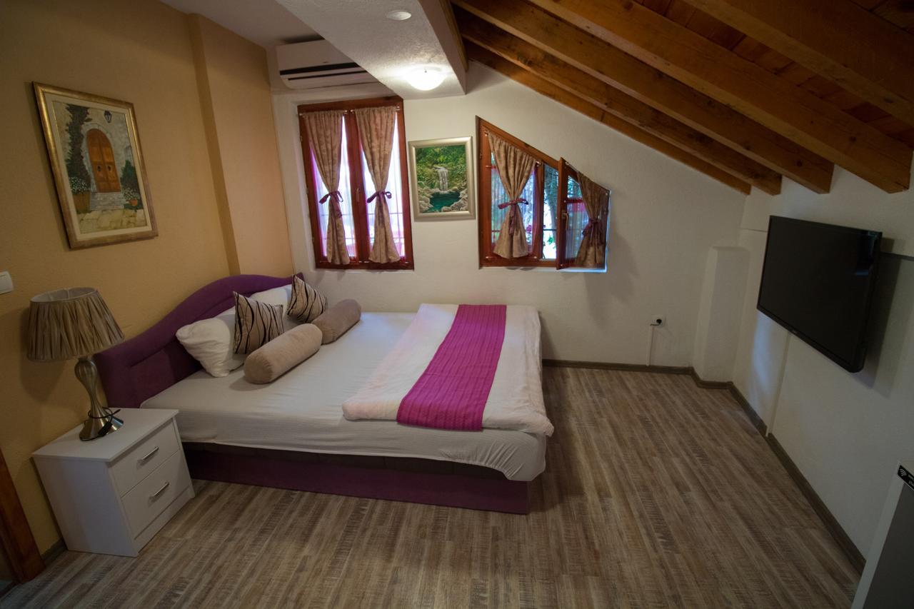 Pansion Oscar Summer Garden Mostar Esterno foto